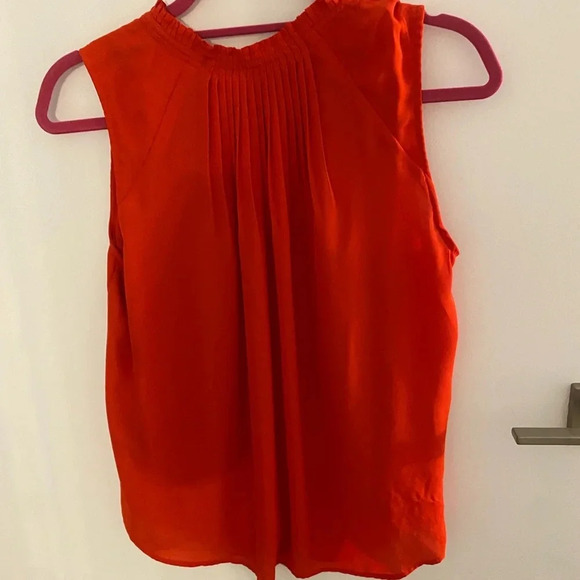 Banana republic red work blouse tank top - Picture 3 of 3